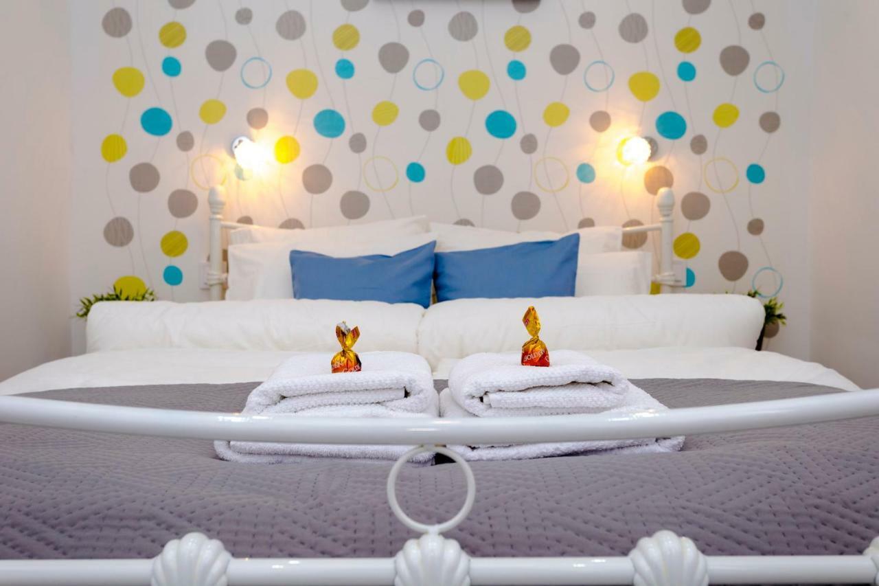 Boutique Residence Jokai - Apartment In The City Center Budapest Ngoại thất bức ảnh