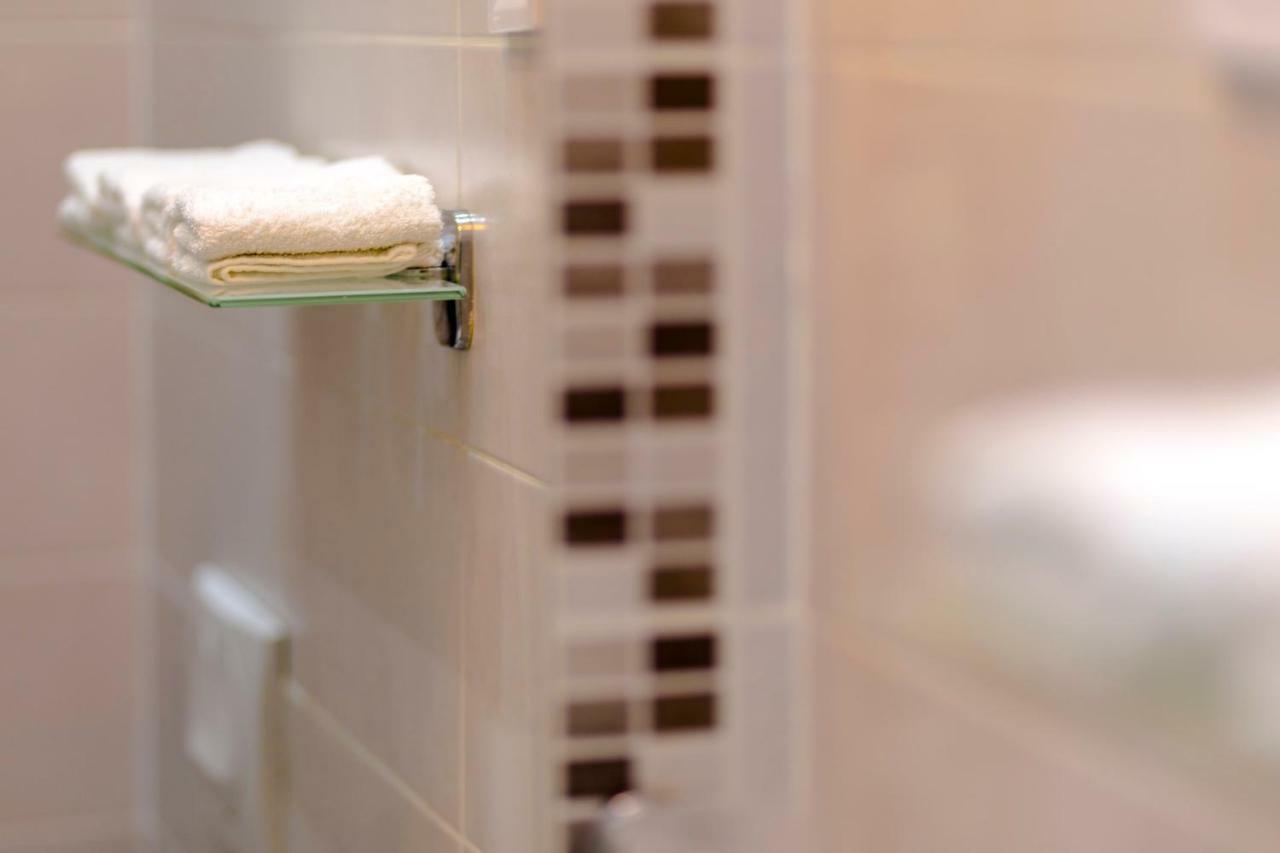 Boutique Residence Jokai - Apartment In The City Center Budapest Ngoại thất bức ảnh