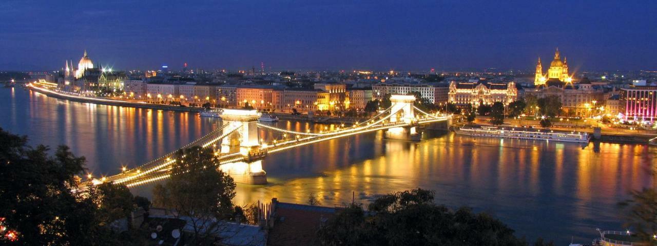 Boutique Residence Jokai - Apartment In The City Center Budapest Ngoại thất bức ảnh